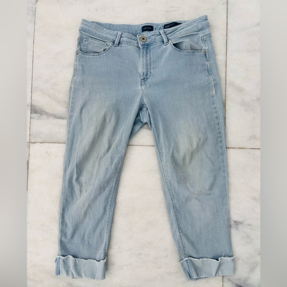 J. Jill Jeans Authentic Fit Light Wash Crop Cuff Hem Mid Rise Womens 8 Classic - Picture 3 of 8